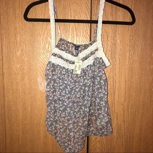 American eagle nwt tank floral sheer Sz medium/ m